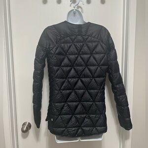 Size 6 Lululemon Reversible jacket